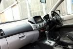 Mitsubishi L200 Black Barbarian 2012 года (UK)
